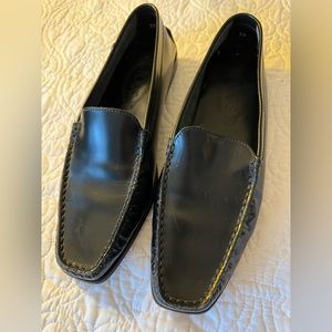 Tod’s Black Leather Driving Loafers- Used size 39 IT
